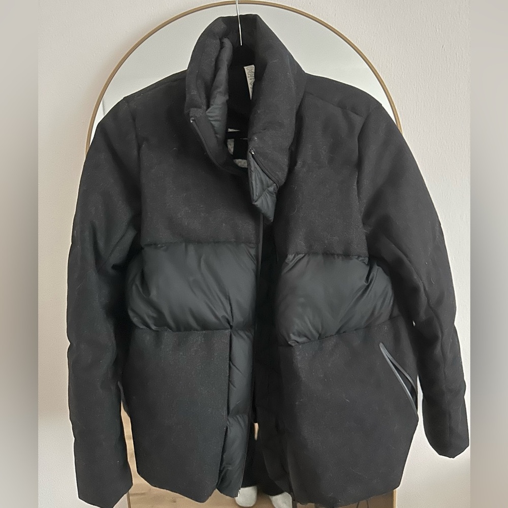 Lululemon puffer jacket